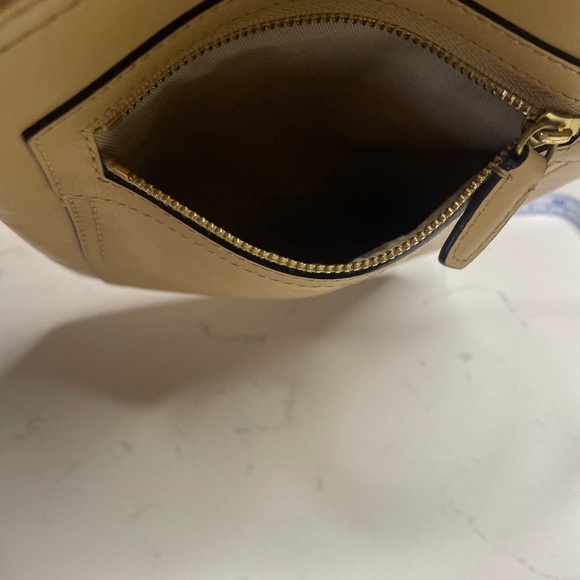 Coach Tan Leather Crossbody Bag - Picture 4 of 5